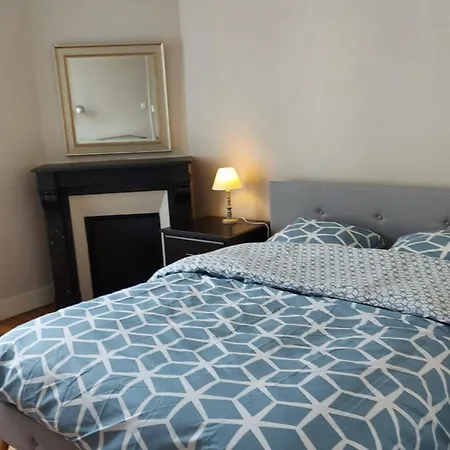 Apartment Paris La Defense 2024